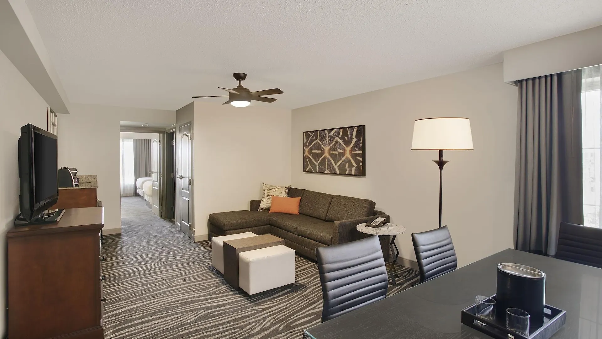 Hotel Embassy Suites By Hilton Orlando Airport