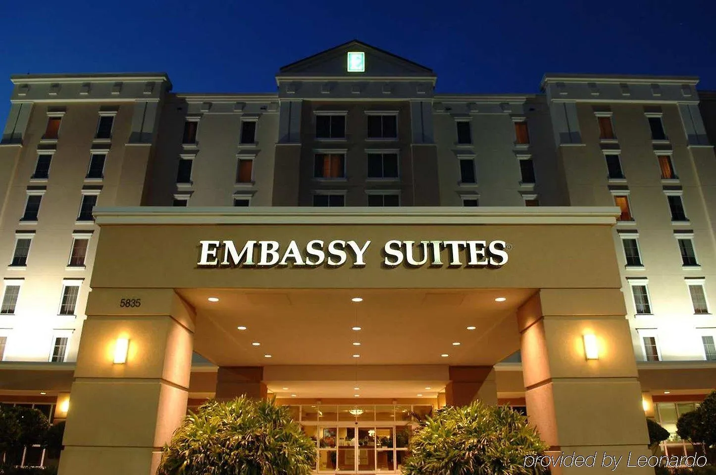 Hotel Embassy Suites By Hilton Orlando Airport