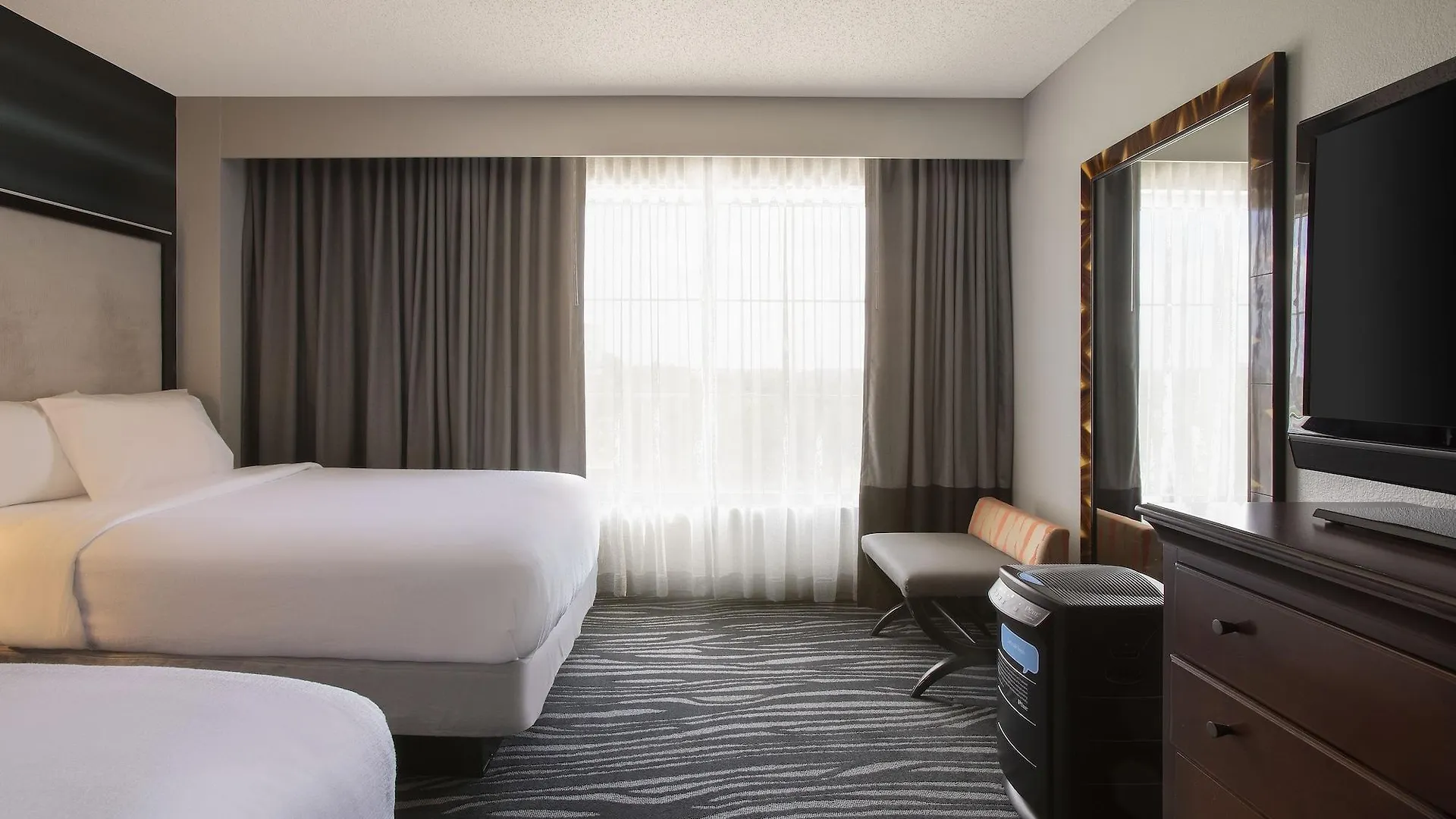 Hotel Embassy Suites By Hilton Orlando Airport